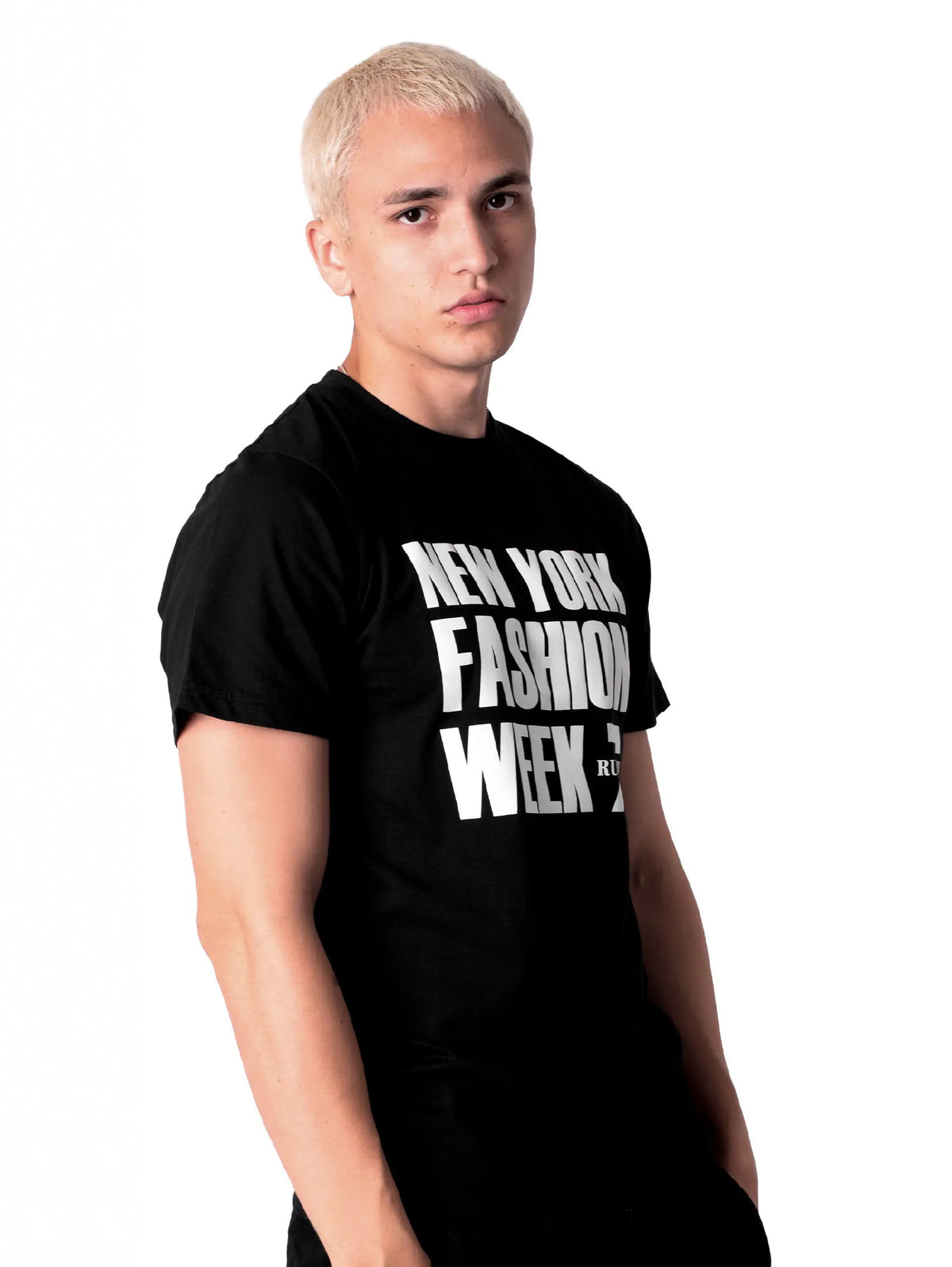 NYFW CLASSIC BLACK TEE