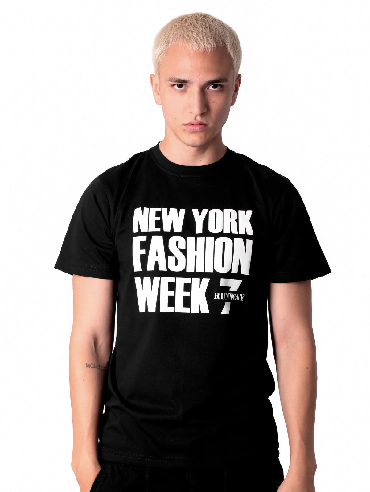 NYFW CLASSIC BLACK TEE